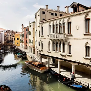 **** Hotel Maison | Esperienze Italy